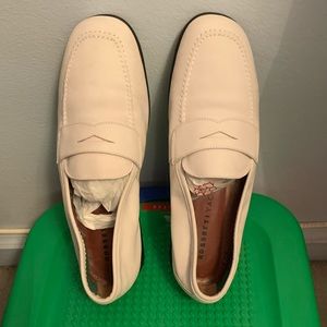 Women’s suede, cream,  Fratelli Rossetti loafers